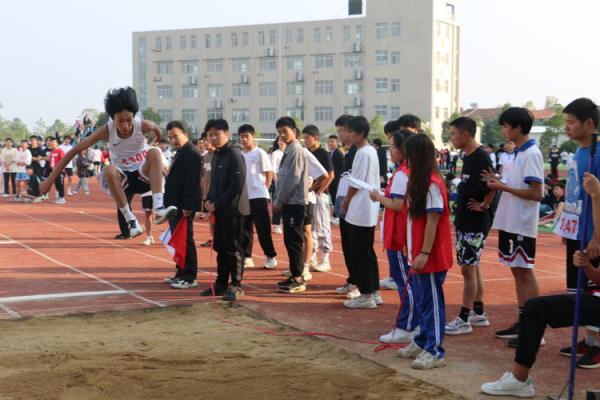 常德德才科技職業(yè)學(xué)校,常德招生就業(yè),電子商務(wù)專業(yè)學(xué)校,專業(yè)學(xué)校報(bào)考哪里好